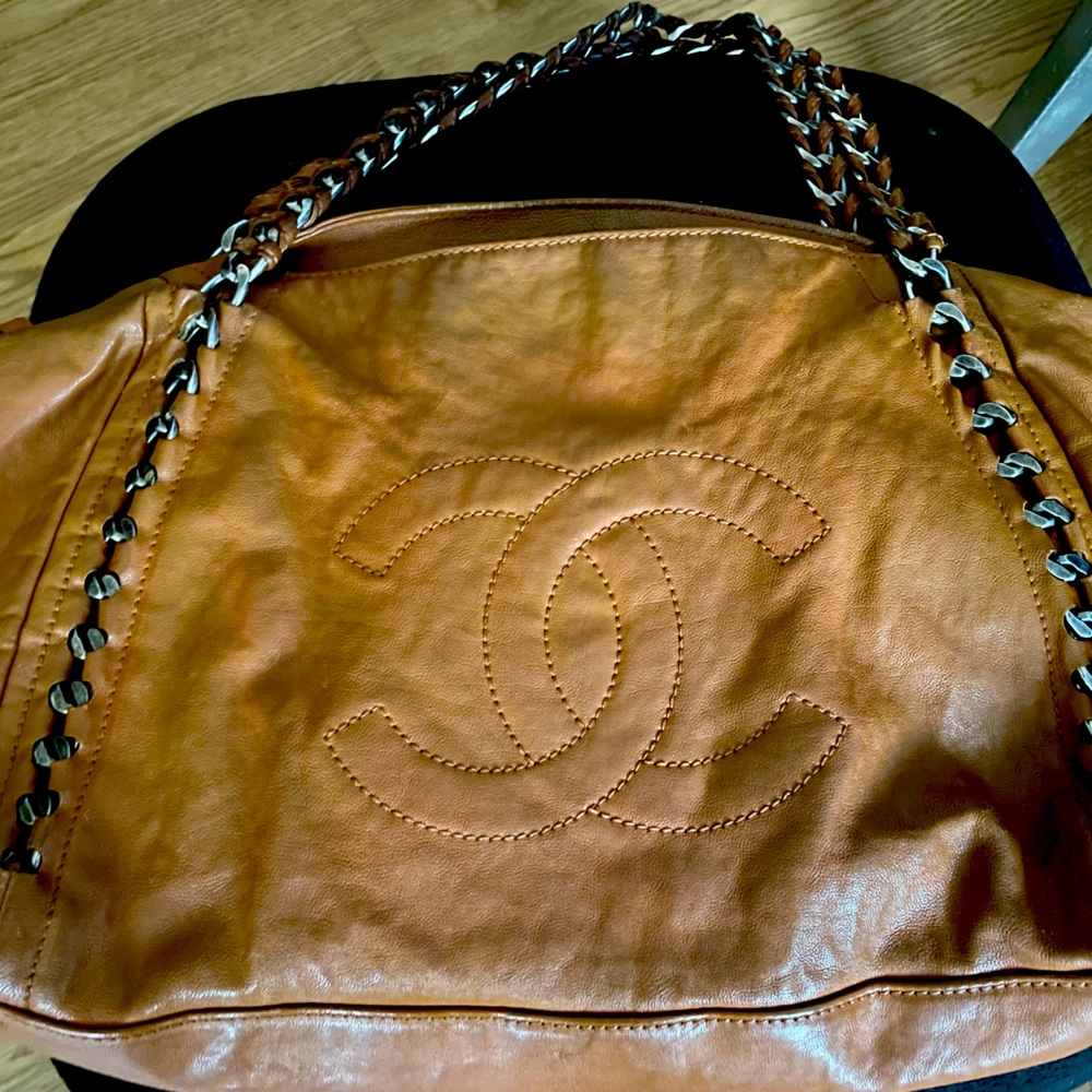 Beautiful Chanel authentic butternut colored satchel.